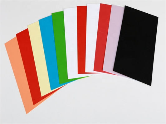 Wit Zwart Plastiek die 3mm ABS het Plastic die Blad afdekken van de Bladkleur aan Grootte wordt gesneden